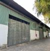 Kho xưởng 1.200 m² có PCCC và điện 3 pha, nhánh đường Võ Văn Kiệt, lộ Container