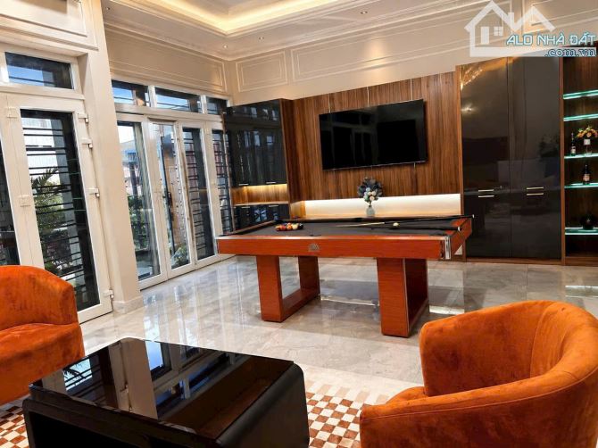 NGÔI NHÀ HẠNH PHÚC ĐƯỜNG VÕ THỊ SÁU,QUẬN 1-6,5X18M-113M2 ĐẤT-4 TẦNG XA HOA-GIÁ:28,5 TỶ!