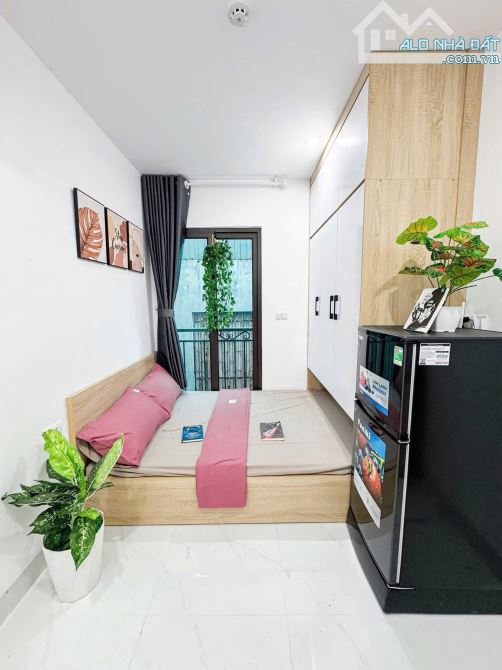 Bán CCMN Trung Kính, 50m ra ô tô, 94m² x 7T thang máy, 21 phòng KK, dòng tiền 100tr/th - 1