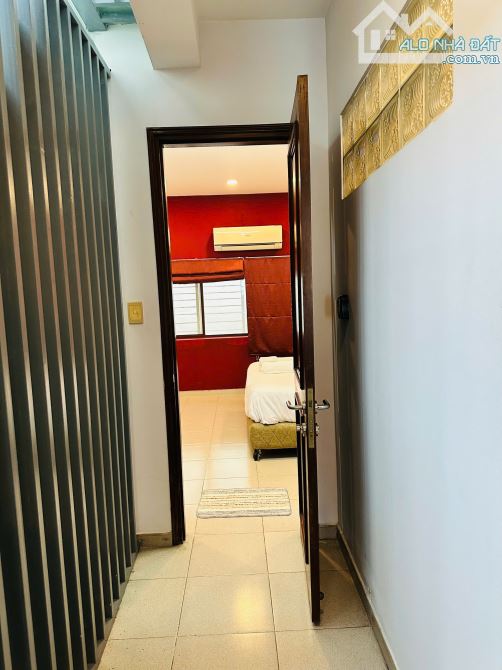 NHÀ HXH TRẦN HƯNG ĐẠO-5 TẦNG ĐẸP-DOANH THU 110 TRIỆU/THÁNG-GIÁ:19 TỶ-GẦN CHỢ BẾN THÀNH! - 12