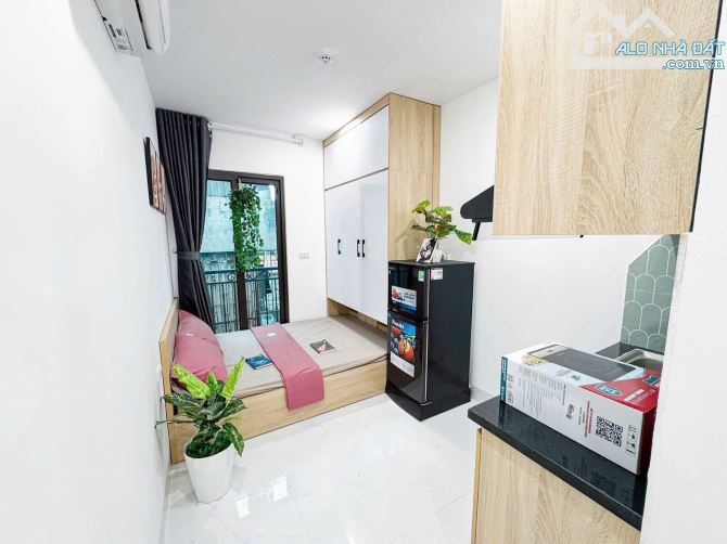 Bán CCMN Trung Kính, 50m ra ô tô, 94m² x 7T thang máy, 21 phòng KK, dòng tiền 100tr/th - 2