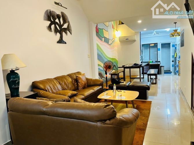 NHÀ HXH TRẦN HƯNG ĐẠO-5 TẦNG ĐẸP-DOANH THU 110 TRIỆU/THÁNG-GIÁ:19 TỶ-GẦN CHỢ BẾN THÀNH! - 23