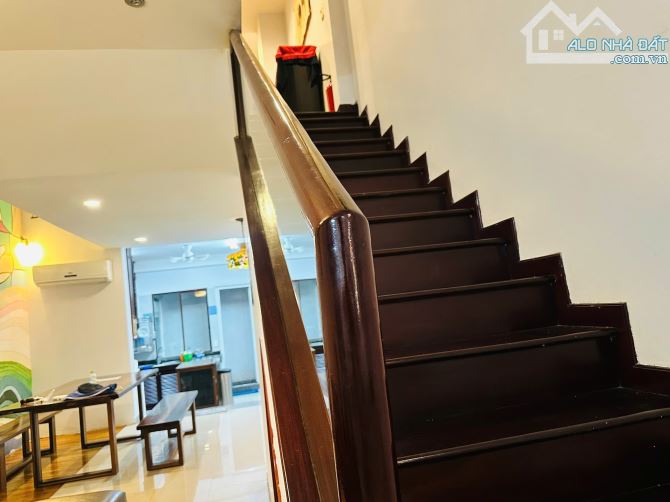 NHÀ HXH TRẦN HƯNG ĐẠO-5 TẦNG ĐẸP-DOANH THU 110 TRIỆU/THÁNG-GIÁ:19 TỶ-GẦN CHỢ BẾN THÀNH! - 25