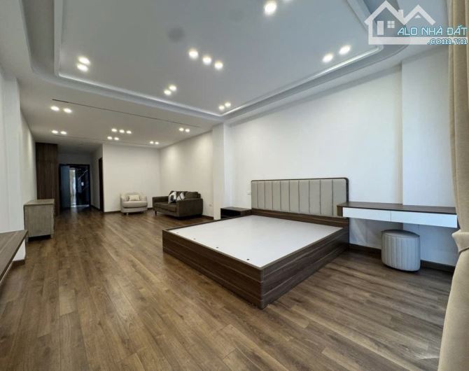 NGUYỄN VĂN CỪ - NHÀ MỚI 7 TẦNG THANG MÁY - GARA Ô TÔ 7 CHỖ - FULL NỘI THẤT CAO CẤP - 4