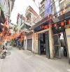 Rẻ hơn bạn nghĩ, bán nhà Tân Mai - Hoàng Mai, 100m² sổ 3 tầng mặt tiền 4.6m chào 16 tỷ, ng