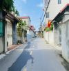 NHÀ 3T LÔ GÓC Mai Đình-140m2-MT 7.5m-ĐƯỜNG THÔNG OTO TRÁNH-đi bộ ra KCN
