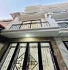 Nhà Đại Đồng, mới 35m2 x 5 tầng, MT4m , cách 40m ra đường ô tô tránh. Ba gác đỗ cửa