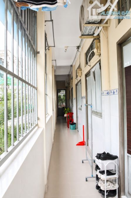 Chdv 3 tầng, 163m2, ngang 6.5m, dòng tiền 60tr/tháng - Chỉ 250m qua PMH - 4