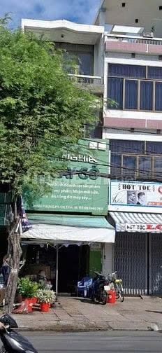 Cho thuê nhà nguyên căn mặt tiền,2 mặt thoáng, đối diện chợ Minh Phụng,Phường 9, Quận 6 cũ