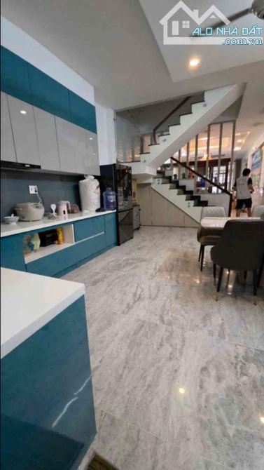 MẶT TIỀN KHU TÊN LỬA - QUẬN BÌNH TÂN - 108M2 - 4.5x24 - ĐƯỜNG NHỰA 14M - NHỈNH 12 TỎI - 2