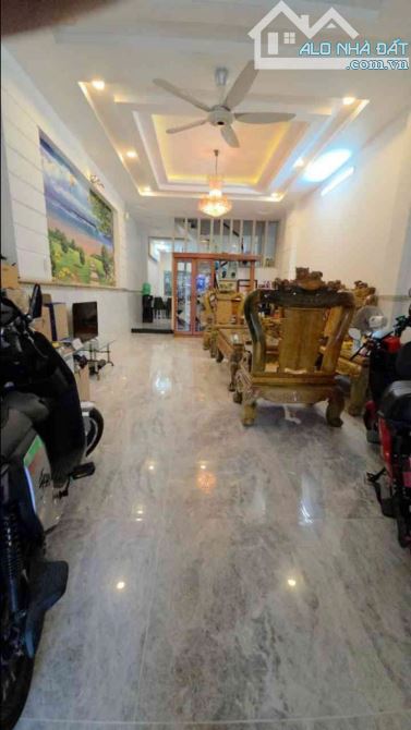 MẶT TIỀN KHU TÊN LỬA - QUẬN BÌNH TÂN - 108M2 - 4.5x24 - ĐƯỜNG NHỰA 14M - NHỈNH 12 TỎI - 3