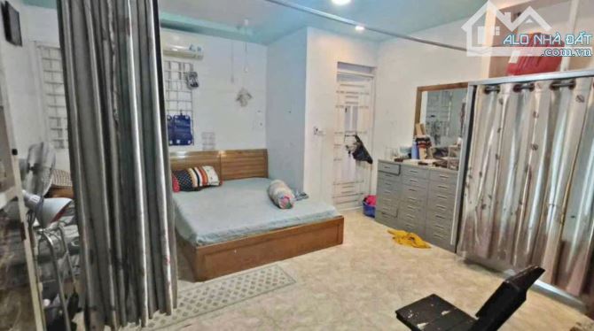 Chủ Đổi Nhà To - Hẻm Thông Gần Lê Văn Sỹ Gần Mặt Tiền Phú Nhuận 70m - 3 Tầng - 3 PN - 7,6t - 4