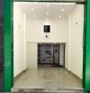 Cho thuê mặt bằng ở lại được 4m x 8m đường Trần Văn Khê