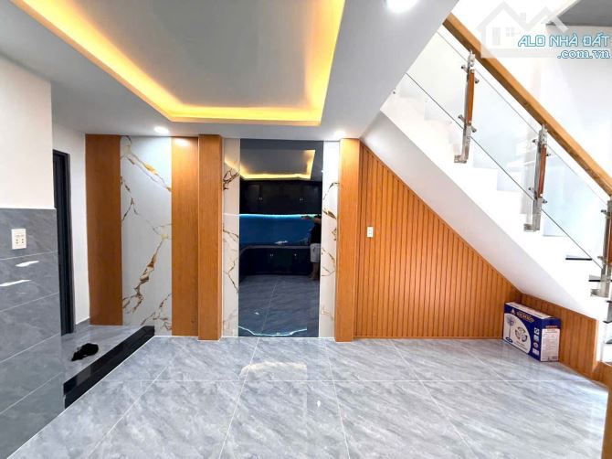 Nhỉnh 1ty nhà đẹp Khu Dân Cư 4x9 đúc lửng 2PN 2WC 1 xẹt Lê Văn Khương Q12 qua Gò Vấp 5p - 3