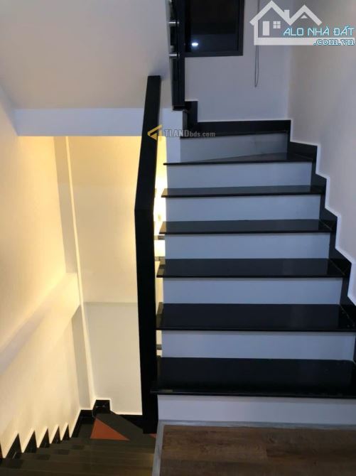 🏡 NHÀ PHỐ TRUNG TÂM chỉ hơn 7 tỷ – CÁCH CHỢ ĐÊM & HỒ XUÂN HƯƠNG CHỈ VÀI PHÚT ĐI BỘ - 3