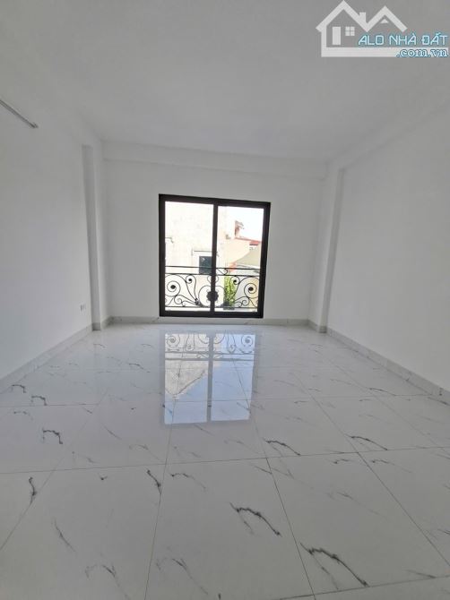 Bán nhà Đức Giang Việt Hưng Long Biên 56m2 ngang 4.5m nhỉnh 8.xx tỷ - 5