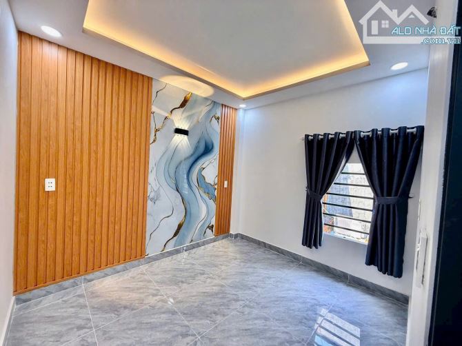 Nhỉnh 1ty nhà đẹp Khu Dân Cư 4x9 đúc lửng 2PN 2WC 1 xẹt Lê Văn Khương Q12 qua Gò Vấp 5p - 7