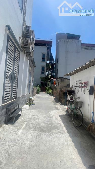 CHÍNH  CHỦ CẦN BÁN 56 M2 ĐÂT THÀNH TRUNG - GIA LÂM, GIÁ 11 TỶ, LH - 2