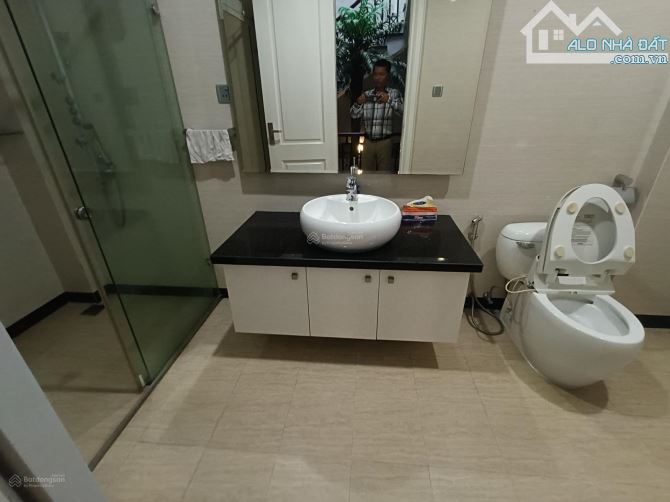 Cho thuê nhà phố Huy Du, Cầu Diễn. DT 110m2, 5 tầng, MT 6,8m, giá 40tr/th - 4