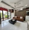 Bán căn CCMN Mặt phố Chùa Quỳnh - 50/80m2 - sân vườn - nội thất đầy đủ - Giá 2,5 Tỷ