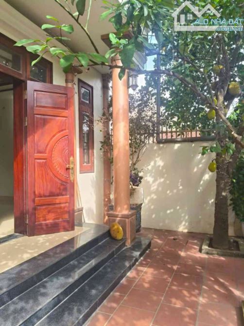 CHỦ NGỘP CẦN BÁN GẤP NHÀ ĐẸP DÂN XÂY BÁT TRÀNG - GIA LÂM