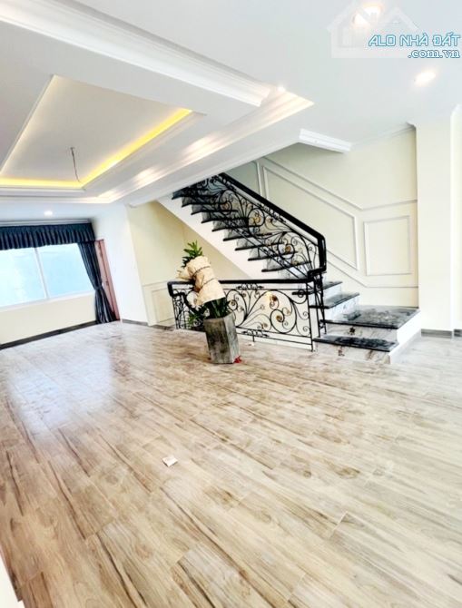Lê Văn Lương – Biệt thư phố (5×17m) – 8.x tỷ – đường 8m ô tô tránh - 1
