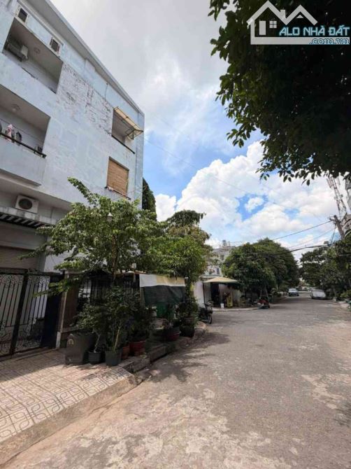 🏡SIÊU PHẨM CHDV LÔ GÓC - 5 TẦNG – TÂN THỚI NHẤT 18 - NGAY CẦU THAM LƯƠNG - CÔNG VIÊN THUẬ - 1