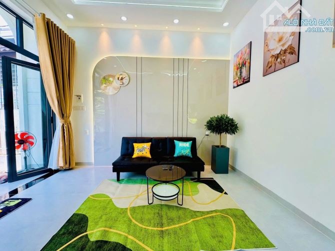 Căn nhà vườn thiết kế hiện đại, chỉ 10km chạm biển Nha Trang - 12