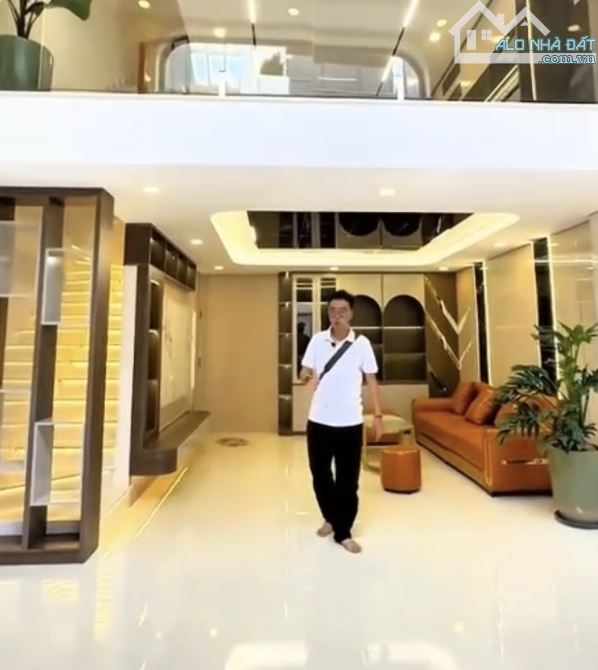 Bán nhà Gò Dưa - Dĩ An BD. Giá 2 tỷ 1 / 53m2. Nhà 3 tầng 3pn có sân thượng - 2