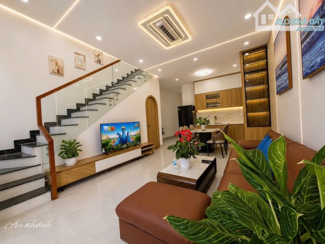 🏠Bán nhà mới 1 Trệt - 1 Lầu trung tâm Diên Khánh gần chợ Gò Đình Giá 3.05 Tỷ - 2