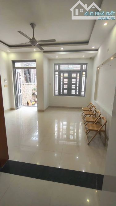 - Cho thuê nhà nguyên căn phường Bắc Nha Trang đường hẻm Nguyễn Khuyến - 3