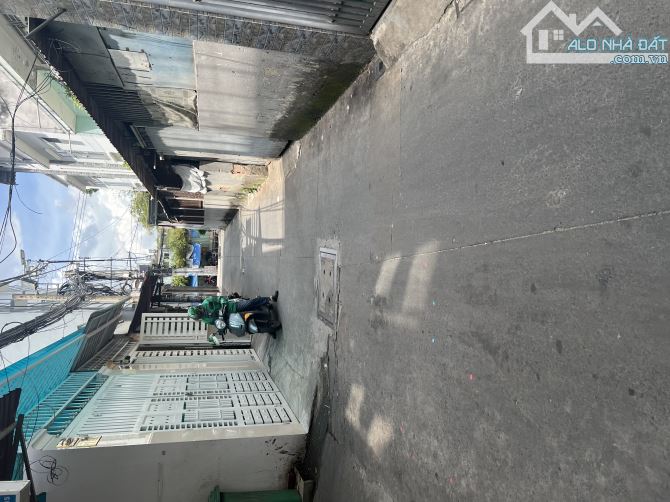 BÁN NHÀ HẺM NGUYỄN HỮU TIẾN , P. TÂY THẠNH - HXH- 2 TẦNG- 4x18M (DLAUGS5), GIA 5.x TY - 3