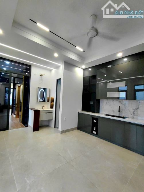 Lô góc hiếm khu TĐC A51 – Hồ Sen, 2 mặt tiền, thang máy hiện đại. - 3