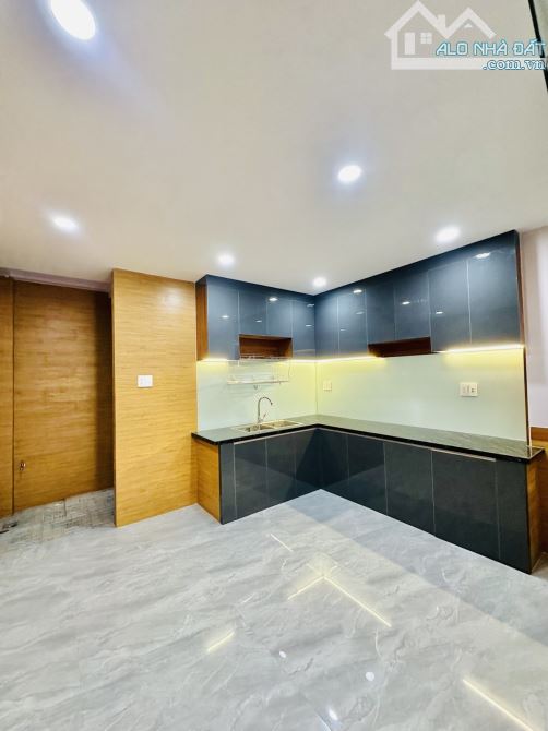 BÁN NHÀ MỚI ĐẸP Ở NGAY TRƯỜNG CHINH TÂN PHÚ– 60M2, HẺM AN NINH CHỈ 5.8 TỶ - 5