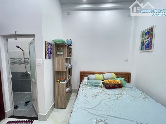 Nhà đẹp 3 tầng đường Tám Danh Quận 8, hẻm ô tô nhỏ, KDC đồng bộ, SHR hoàn công chỉ 6,6 tỷ - 6