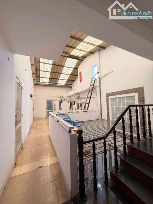 🏡SIÊU PHẨM CHDV LÔ GÓC - 5 TẦNG – TÂN THỚI NHẤT 18 - NGAY CẦU THAM LƯƠNG - CÔNG VIÊN THUẬ - 8