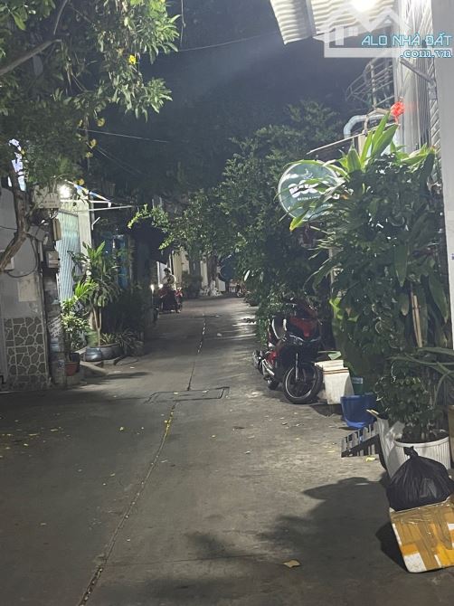 Nhà đẹp 3 tầng đường Tám Danh Quận 8, hẻm ô tô nhỏ, KDC đồng bộ, SHR hoàn công chỉ 6,6 tỷ - 8