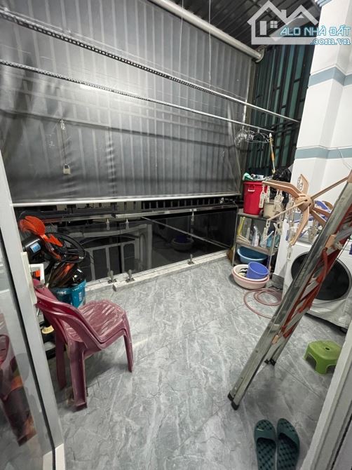 Nhà đẹp 3 tầng đường Tám Danh Quận 8, hẻm ô tô nhỏ, KDC đồng bộ, SHR hoàn công chỉ 6,6 tỷ - 9