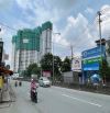 Bán gấp nhà 3 tầng MẶT TIỀN QL1K kế bên siêu thị Go Dĩ An, DT 242m2 (8 x 30) giá 21 tỷ