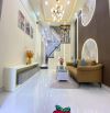 chủ cần tiền xoay vốn đầu tư bán gấp giá ưu đãi 1 trệt 2 lầu- hẻm xe hơi- sổ hồng riêng.
