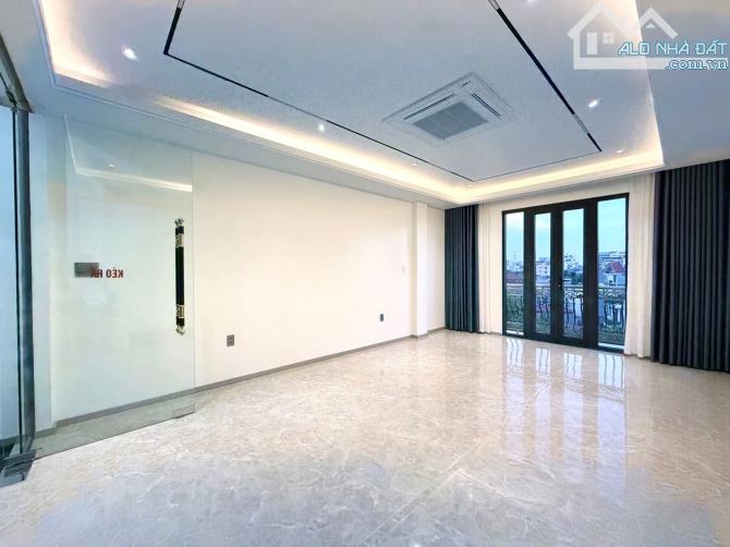 Siêu phẩm tuyến 3 Lê Hồng Phong – Nhà mới, thang máy, full nội thất nhập khẩu Châu Âu. - 6