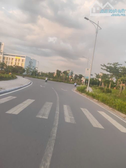 🏤NHÀ HIẾM BÁN – Ô TÔ 30 CHỖ QUA NHÀ – GIA LÂM - 4