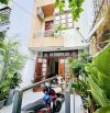 Nhà Thuê Nguyên Căn 8tr/tháng 2phòng ngủ hẻm xe hơi