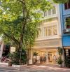 Vị Trí Quyết Định Giá Trị, Mặt Phố Nguyễn Văn Cừ 180m2, Mặt Tiền 8m, Vỉa Hè Rộng - 6X Tỷ