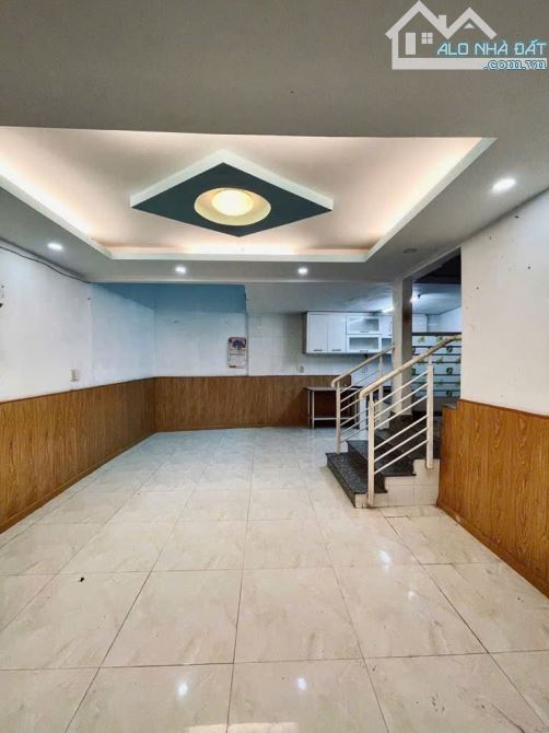 3 tầng- 60m2- nở hậu 5m- Hẻm xe hơi Cách Mạng Tháng 8 – gần Cv Lê Thị Riêng- 8.95 Tỷ