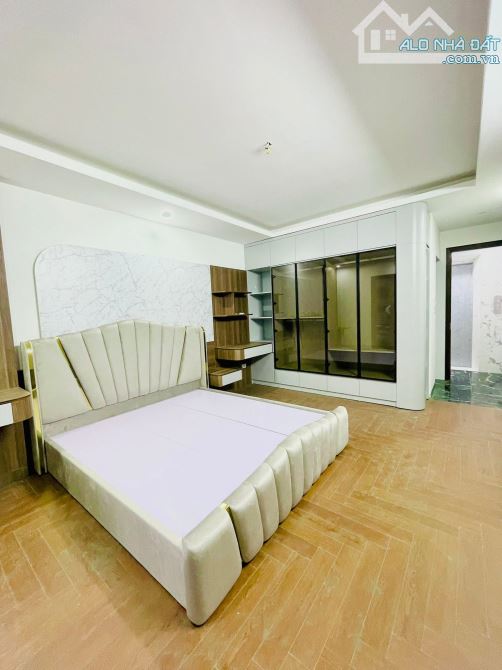 MẶT NGÕ QUỲNH GARA ÔTÔ VỪA Ở ĐẸP VỪA KINH DOANH 40m2 MẶT TIỀN ĐẸP 4.2m SỔ ĐẸP, CHỈ 12 TỶ 8 - 1