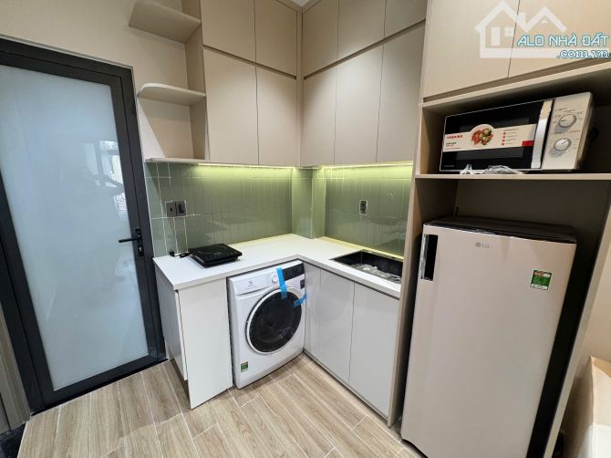 Nhà Nguyễn Trãi - P.3 - Quận 5 - Ngang 5,1m Dài 18m Có Sân 4m - 7 Tầng - Có 16 Phòng CHDV - 2