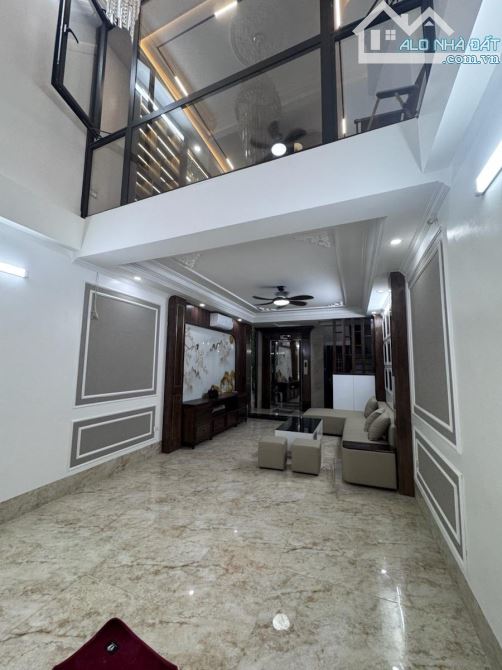 Bán nhà Thọ Lão, Hai Bà Trưng 42m, 7 tầng. Giá: 20 tỷ