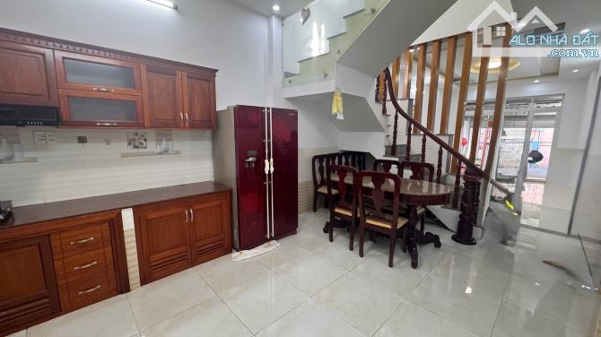 Cho thuê nhà 1 trệt 2 lầu Nguyễn Bỉnh Khiêm - Vũng Tàu