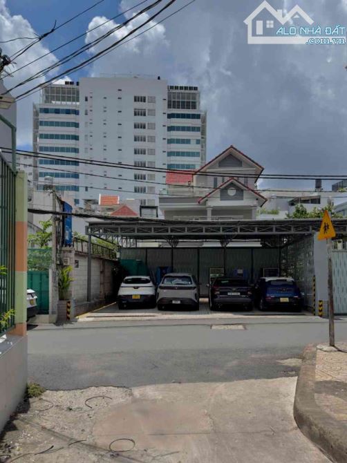 Nhà 133m2 - HXH Trần Hữu Trang - Hồ Biểu Chánh - 2